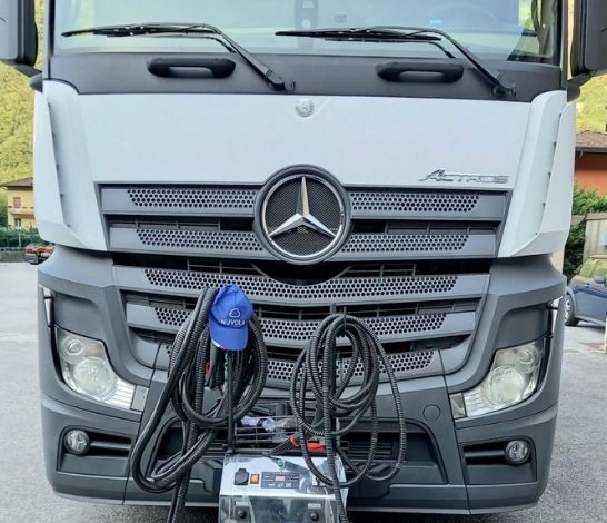 PULIZIA CABINE TRUCK E CAMION (1).jpg